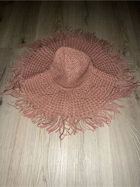 South Beach Wide-Brim Fringed Straw Sun Hat size S/M